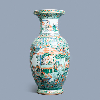 A tall Chinese famille verte vase, 19/20th C.